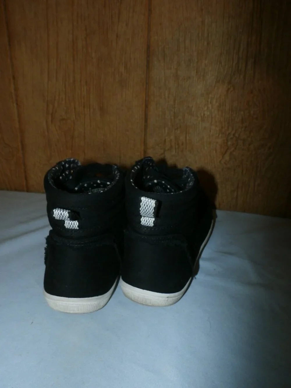 BOBS by Skechers Women’s Black High Top Lace Up Sneakers Comfort Shoes Size 8